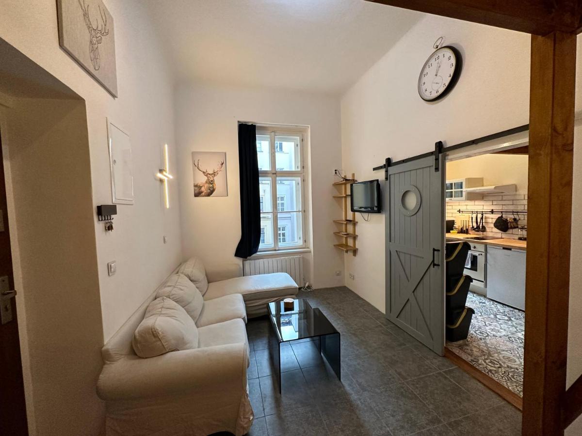 Cozy New Loft Apartment Praga Exterior foto
